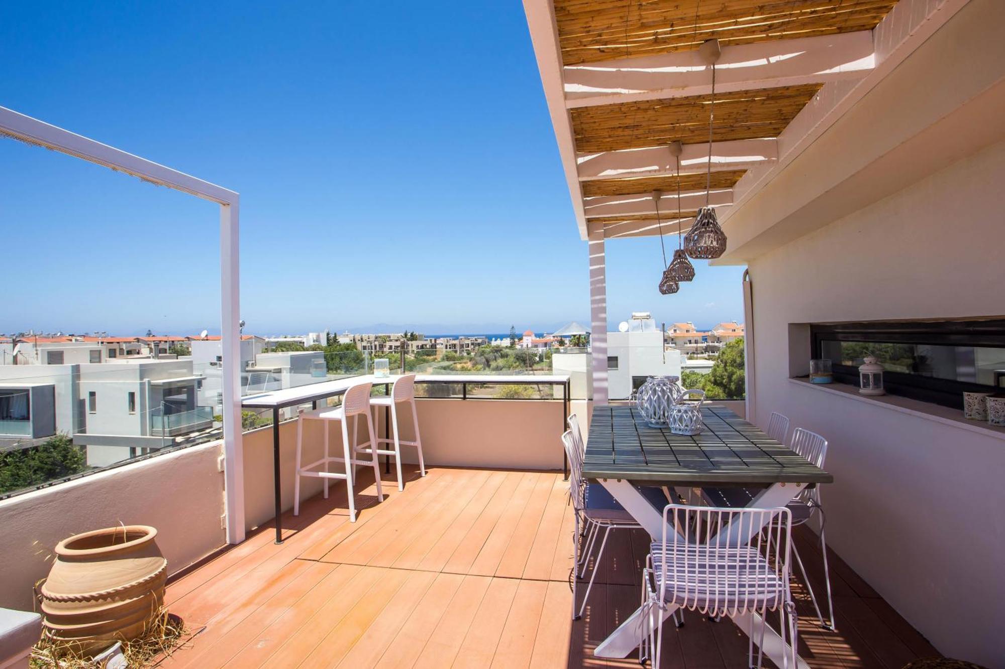 Laila Villa